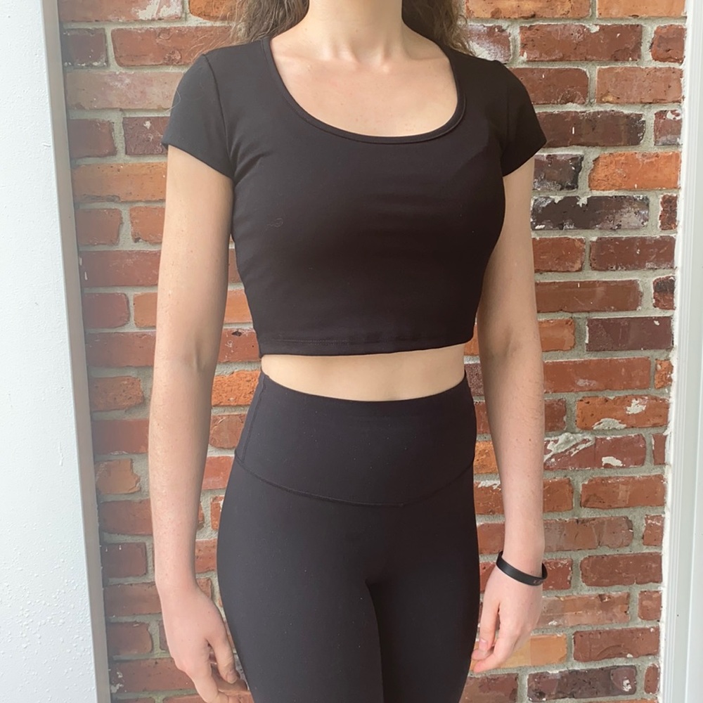 Black crop top